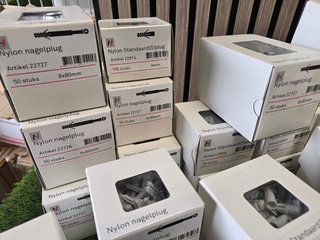 Slagpluggen en pluggen ca 75 dozen HECO, partij